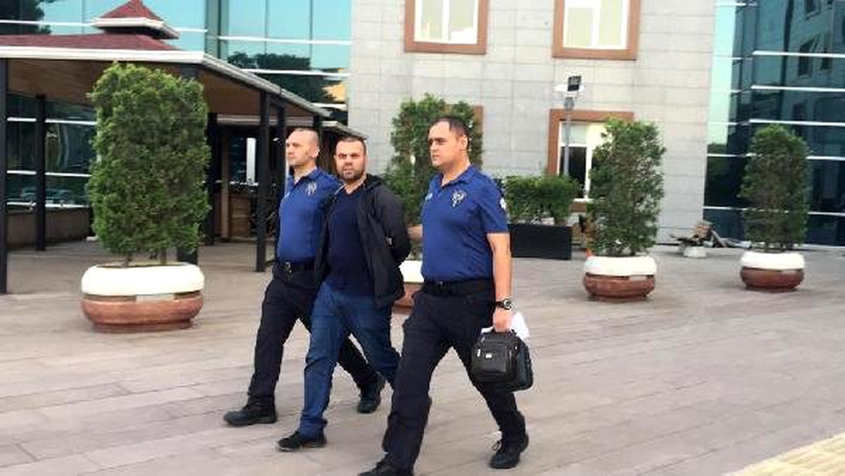 Annesine kızıp, beraber oturdukları evi yaktı (2)
