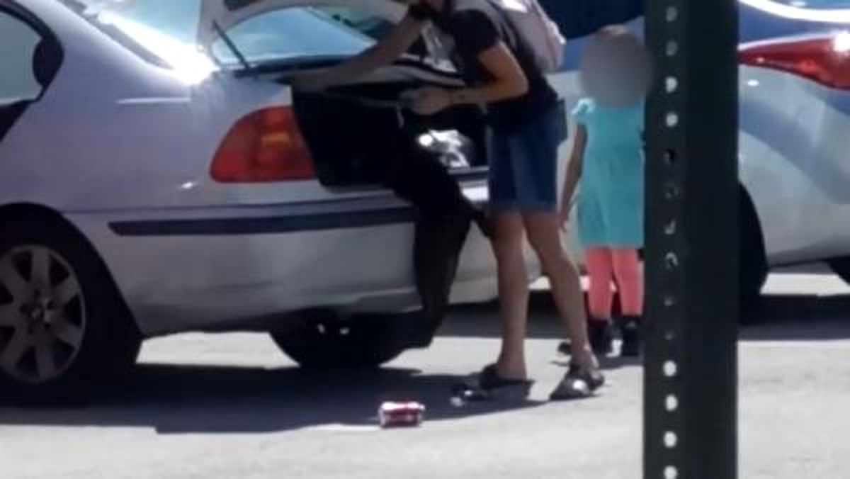 Barınağa kabul edilmeyen köpeğini, bagaja kilitledi