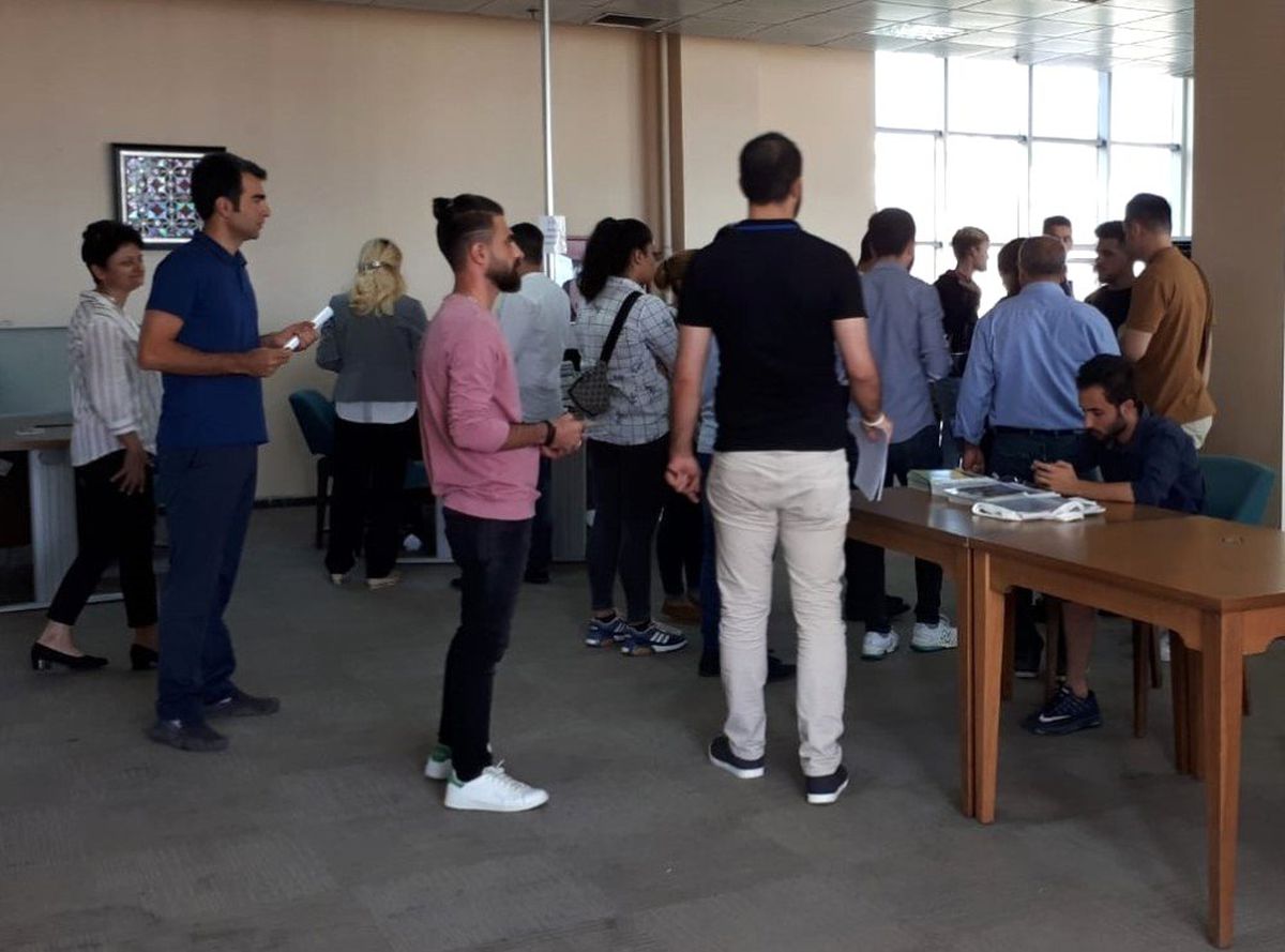 BEÜ\'de şahsen başvurular yoğun ilgi gördü
