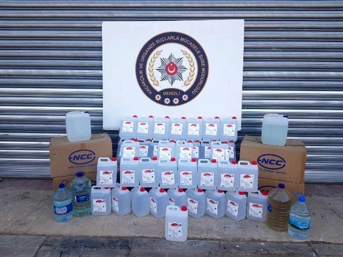 Denizli\'de kaçak alkol imalathanesine operasyon: 6 gözaltı