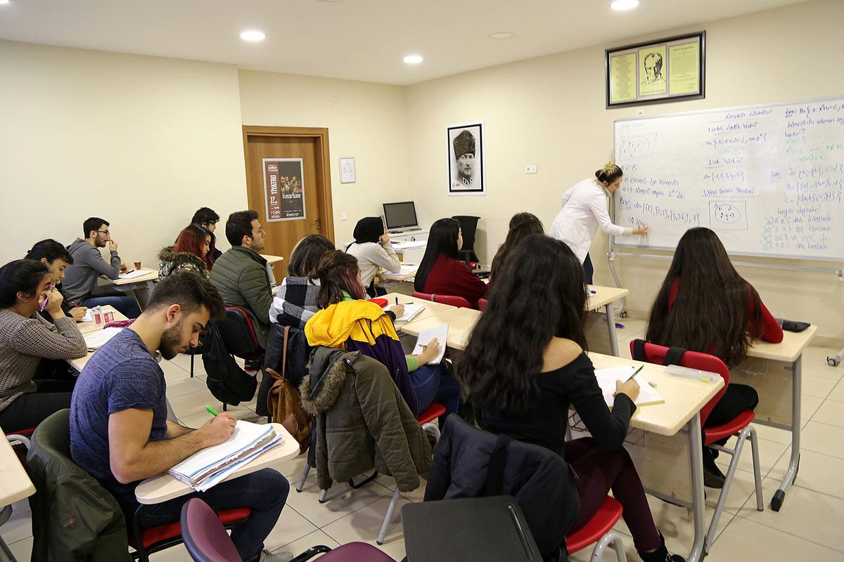 Ders ve Etüt desteğiyle 220 aday üniversiteye yerleşti
