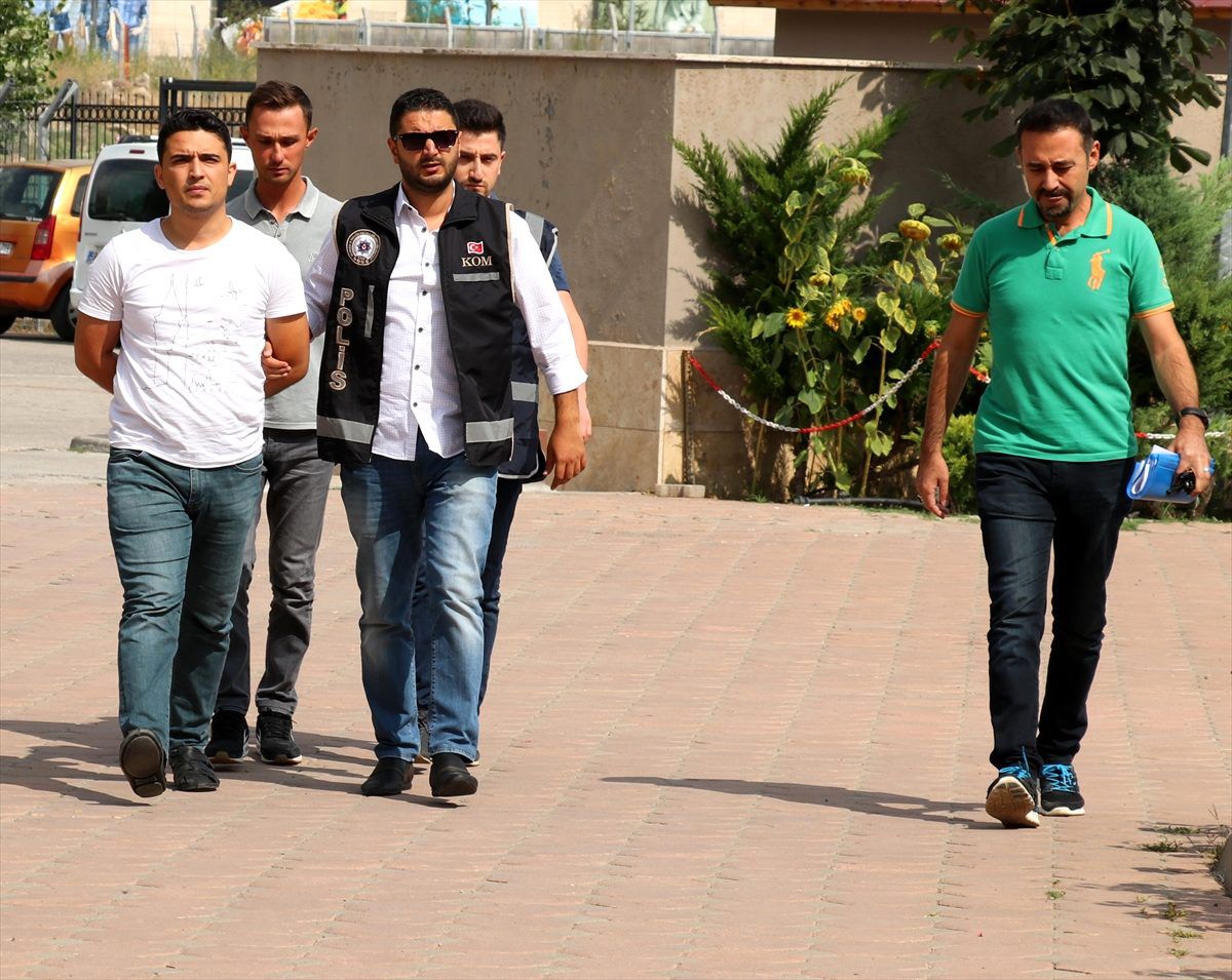 FETÖ\'nün "askeri mahrem yapılanması"na yönelik operasyon