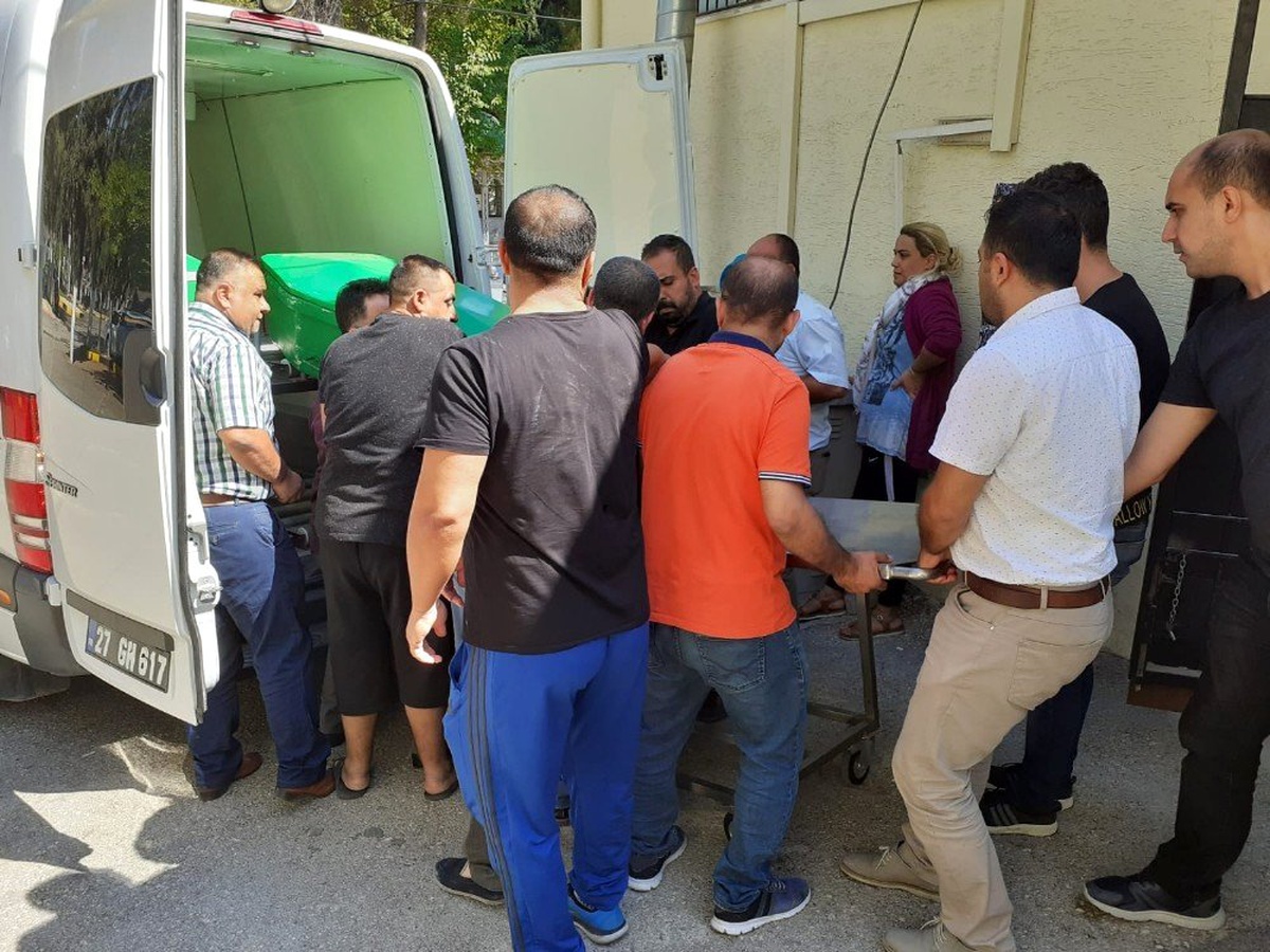 Halk otobüsünün çarptığı yaya öldü