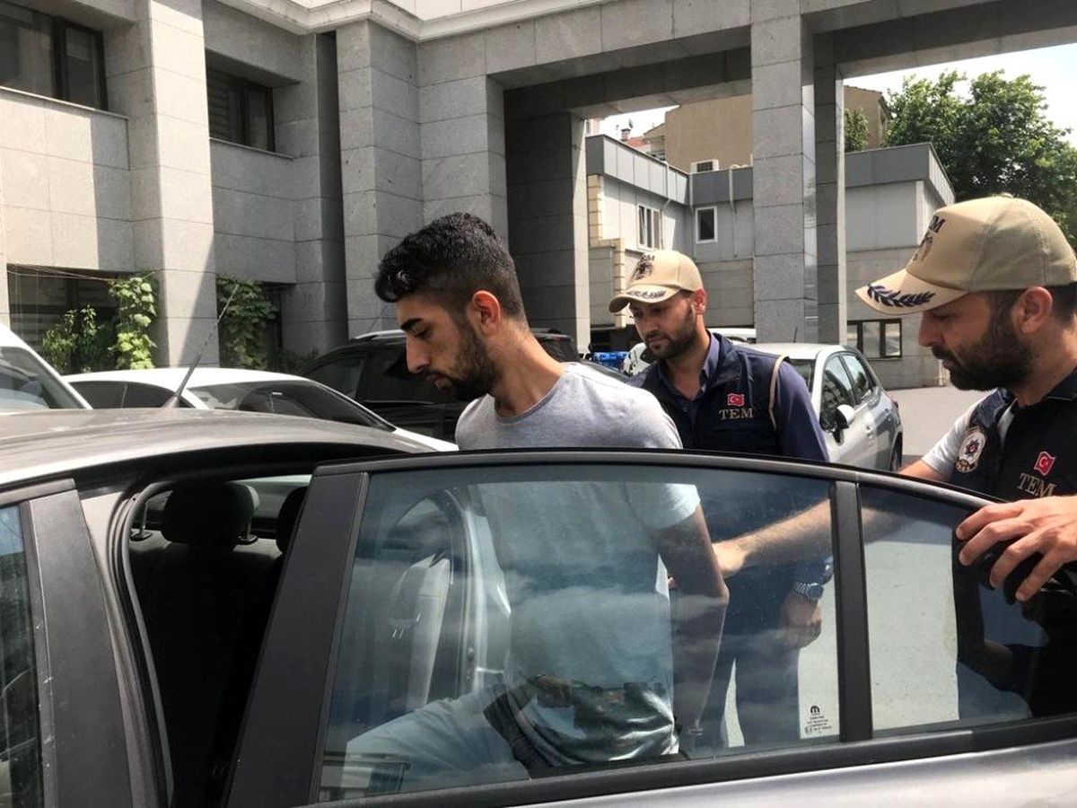 Kadıköy\'de esnafı bıçaklayan eylemci adliyeye sevk edildi