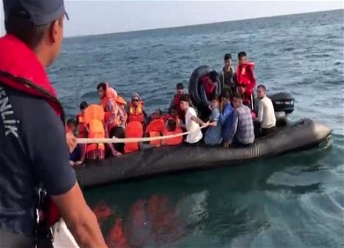 Meriç Nehri\'nde 40 düzensiz göçmen yakalandı