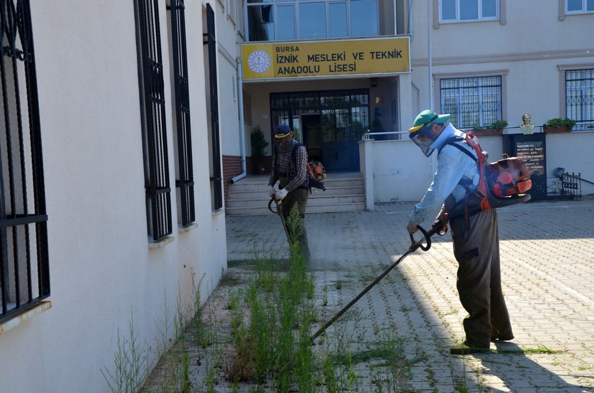 Park ve bahçe işlerinden eğitim ve öğretime destek