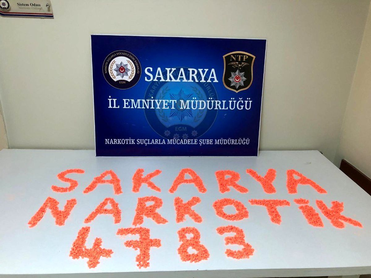Sakarya\'da 4 bin 783 adet ecstasy hap ele geçirildi