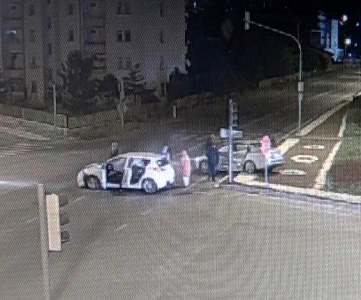 Sivas\'ta 10 kişinin yaralandığı kaza kamerada