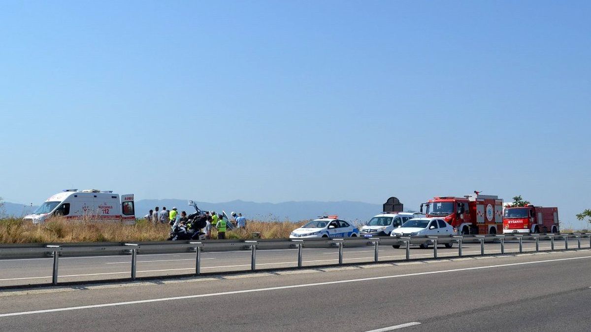 Tekirdağ\'da otomobil şarampole uçtu: 2 yaralı