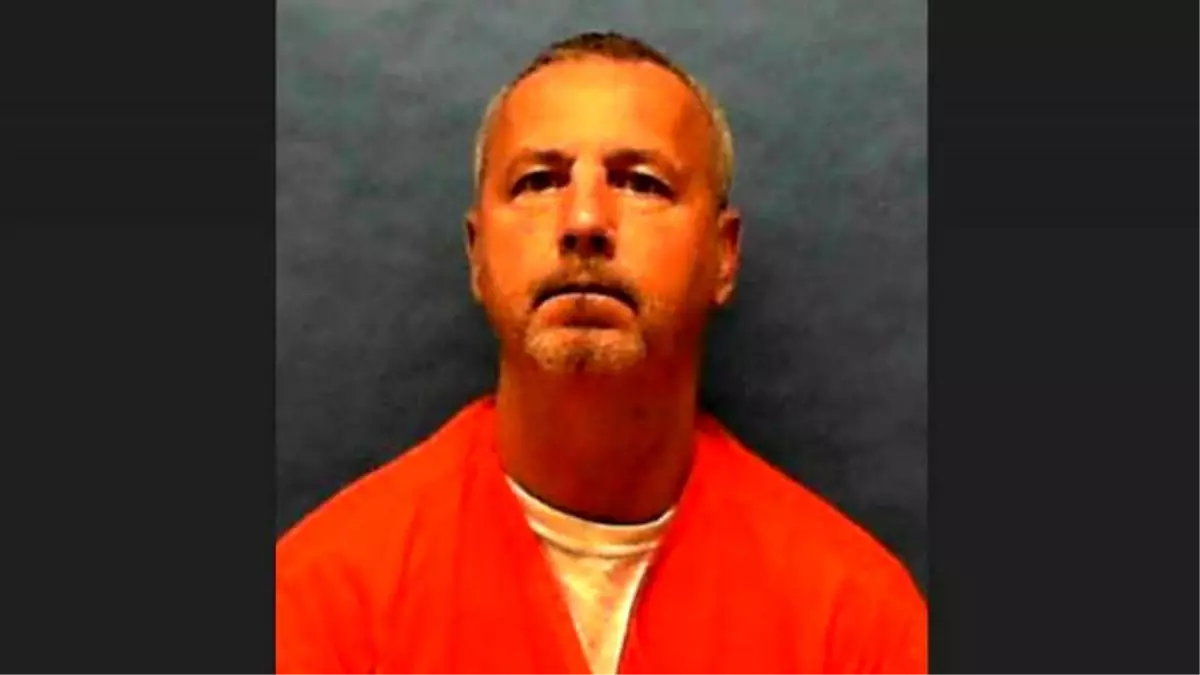 Üç eşcinselin katili zehirli iğne ile idam edildi