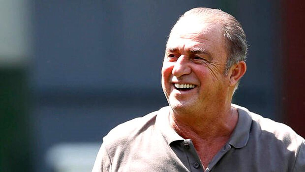 Ve Fatih Terim kulübeye dönüyor