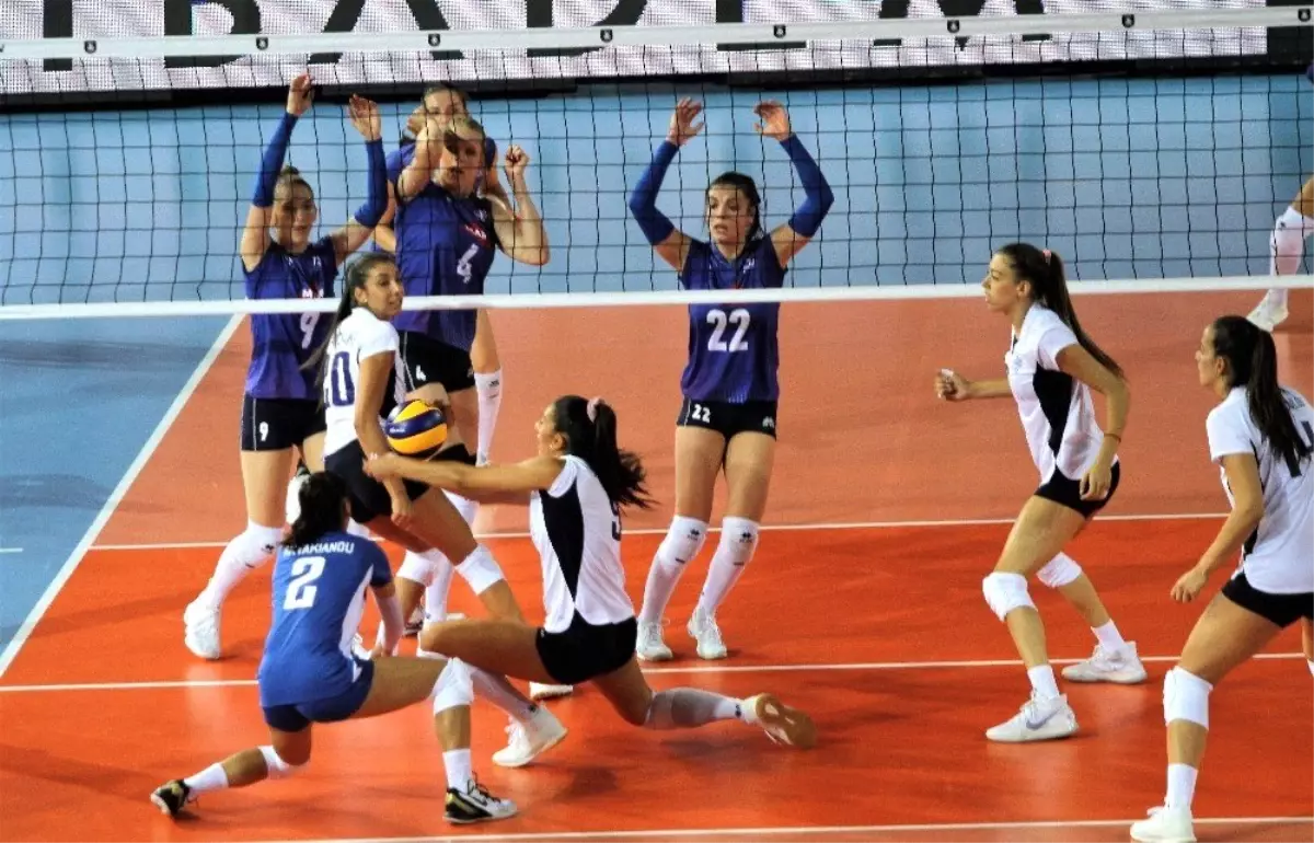 2019 Kadınlar Voleybol Avrupa Şampiyonası A Grubu: Fransa: 0 - Yunanistan: 3