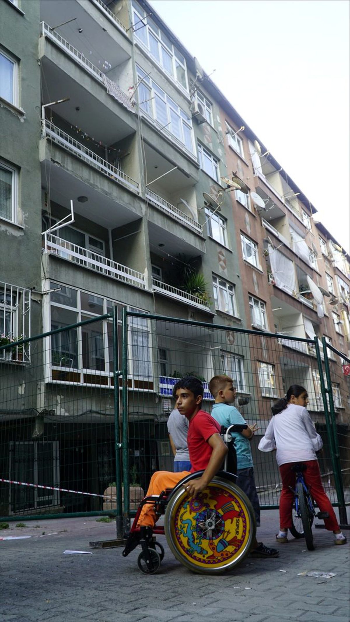 Bağcılar\'da 2 bina boşaltıldı