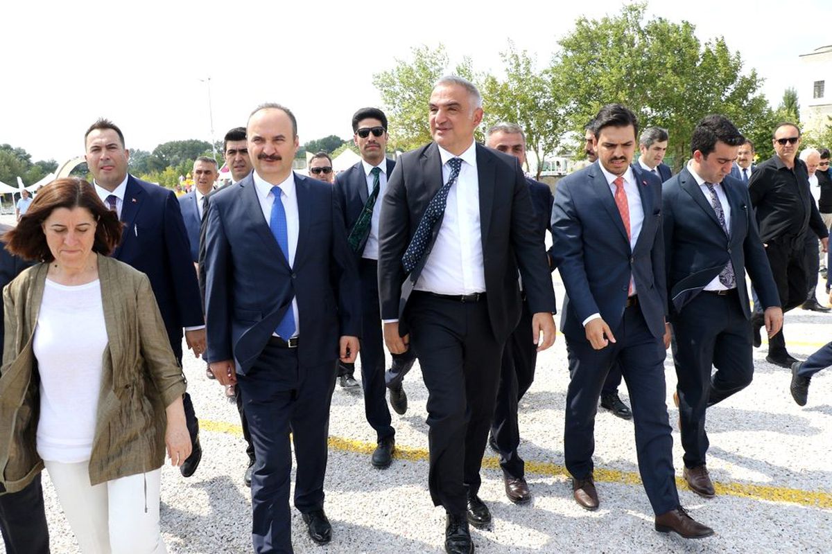 Bakan Ersoy Kapıkule\'de incelemelerde bulundu