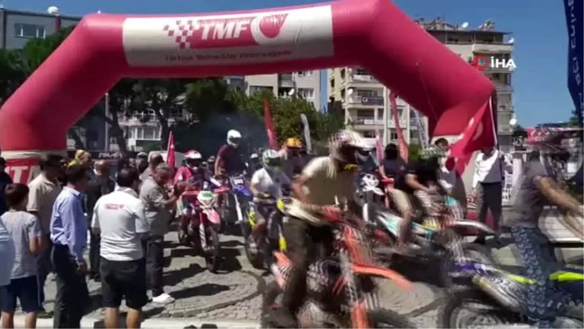 Bergama\'da Türkiye Süper Enduro Sampiyonası heyecanı başladı