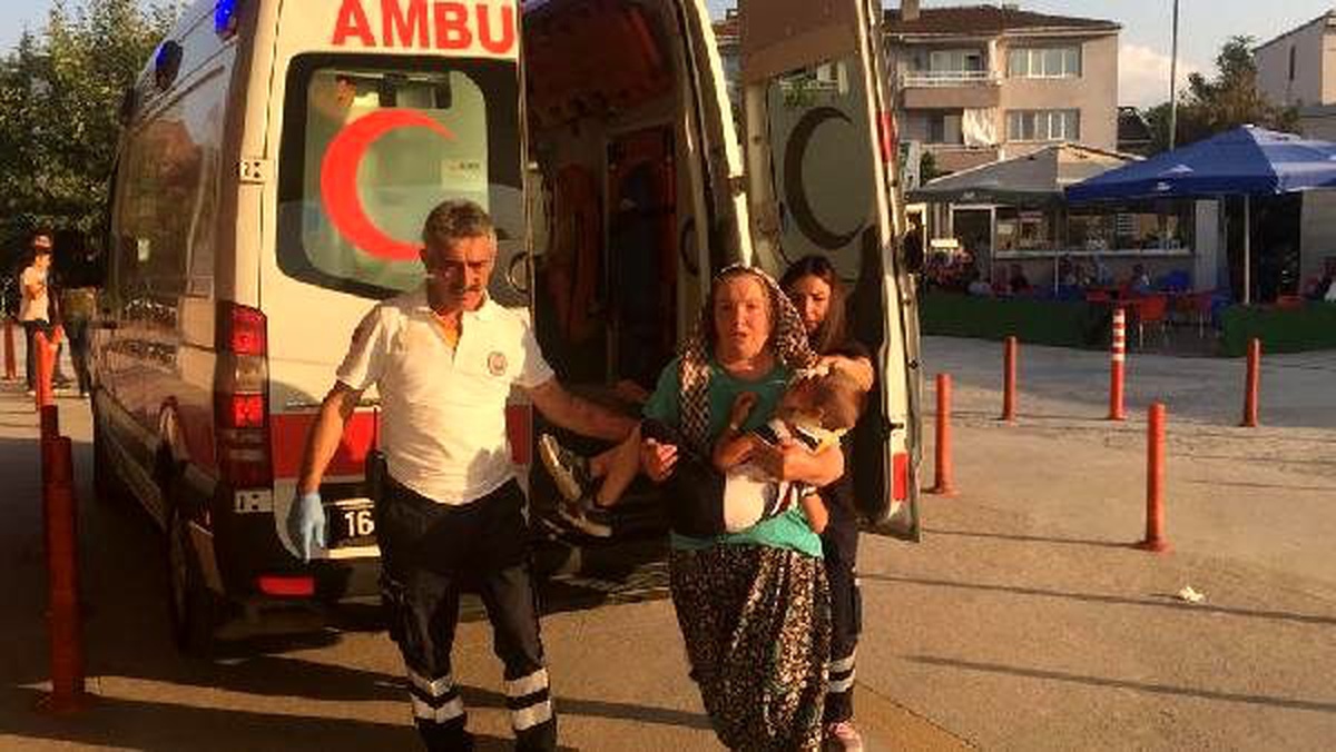 Otomobilin çarptığı yiğit efe yaralandı