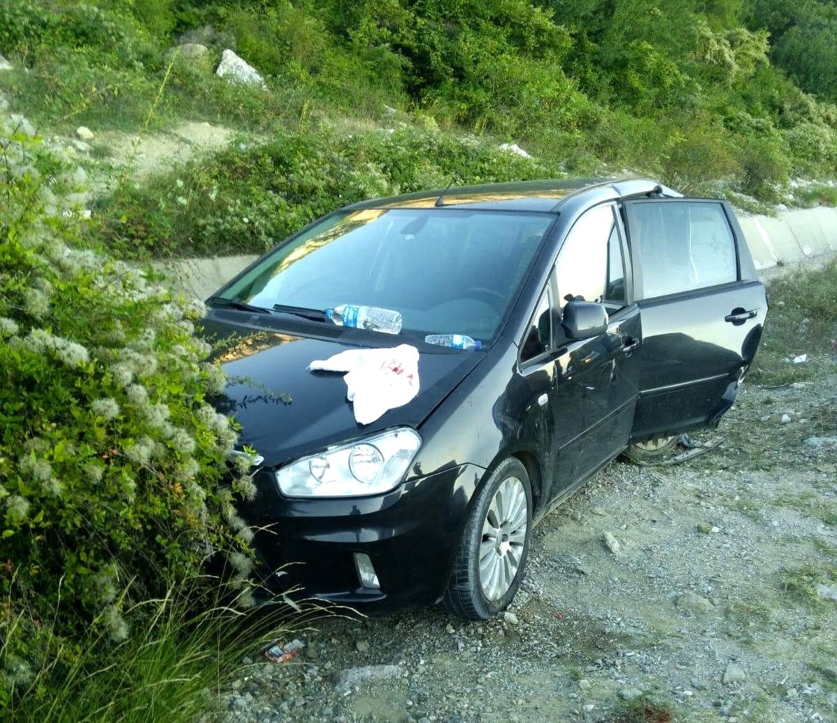 Sinop\'ta iki otomobil çarpıştı: 2 yaralı