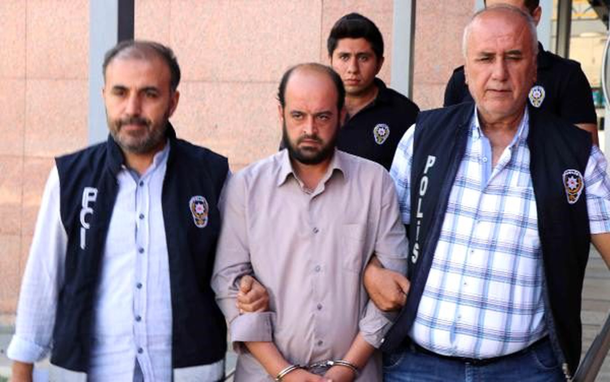 Yeni doğum yapan eşini hastane odasında bıçakladı (2)