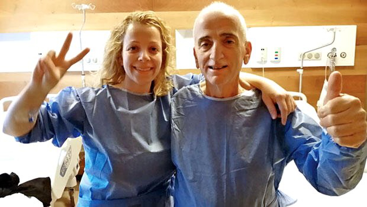 5 yıl önce haberini yaptığım doktorun masasında babam ve ablam var