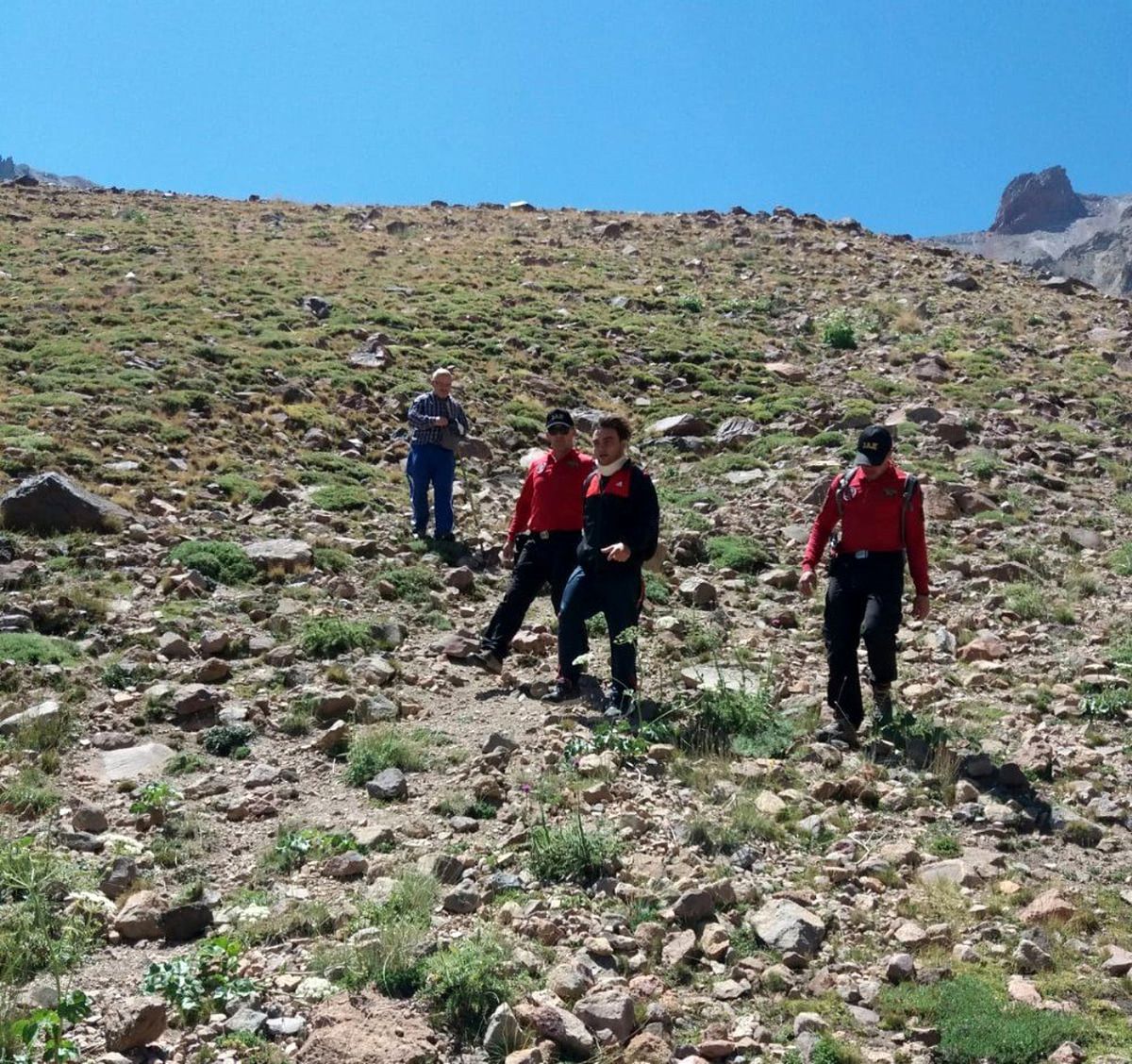 Erciyes\'te mahsur kalan dağcıyı jandarma kurtardı