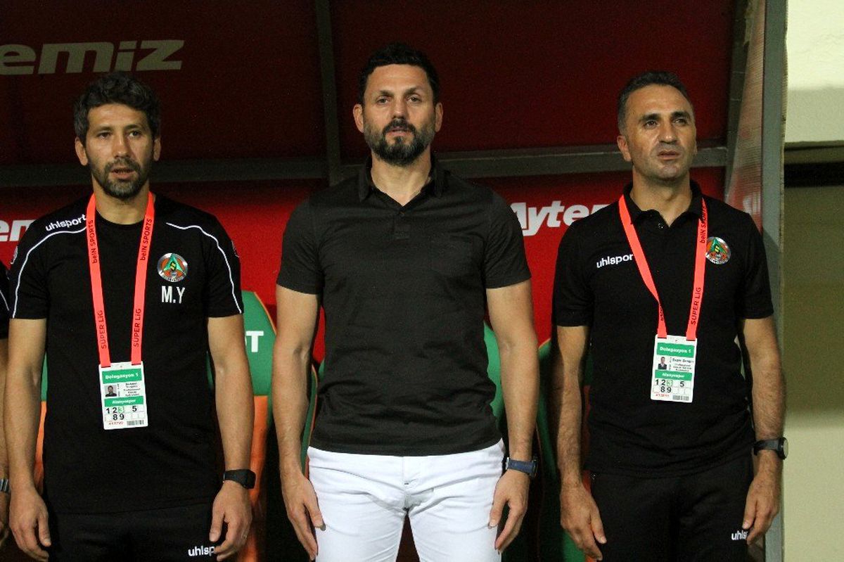 Erol Bulut: "Maçı haklı olarak 4-1 kazandık"