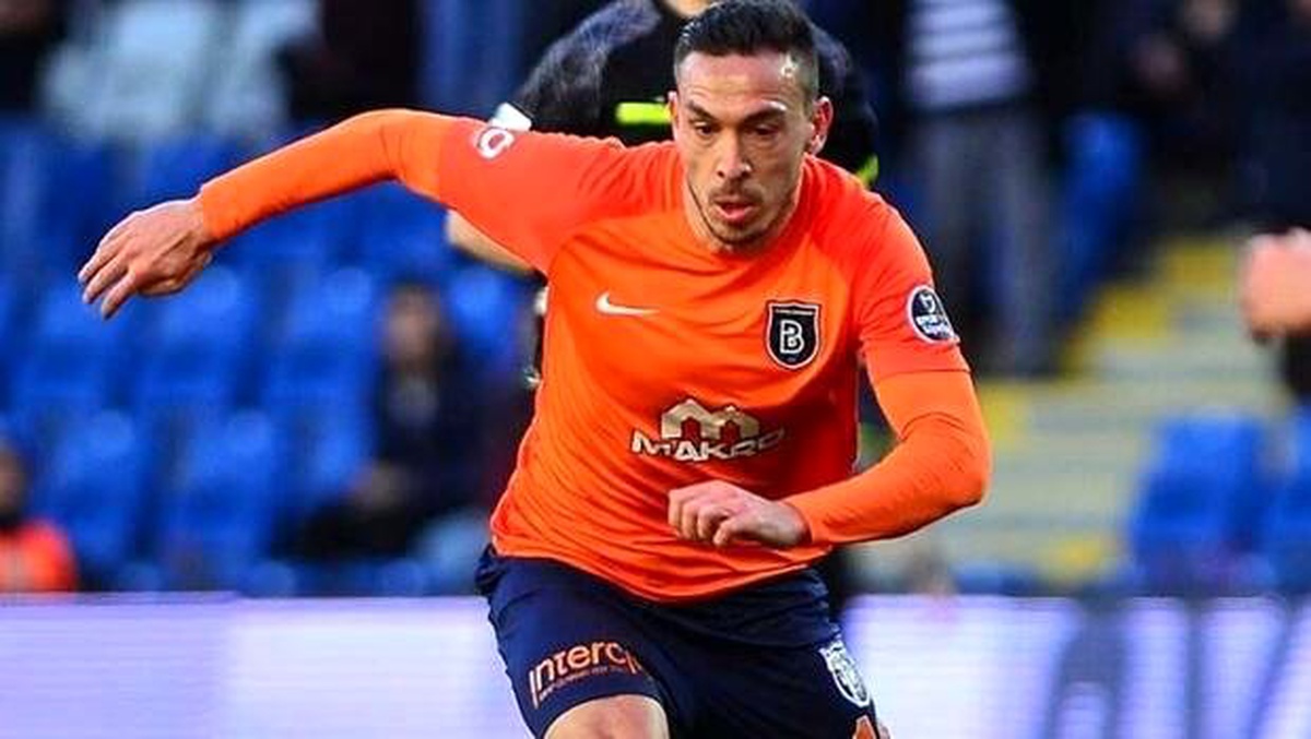 Galatasaray\'da Mevlüt gelişmesi! Falcao\'dan...