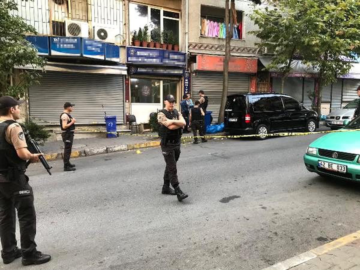 Gaziosmanpaşa\'da temizlik işçilerine silahlı saldırı