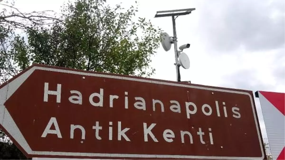 Hadrianapolis antik kenti\'ne güvenlik kameralı koruma