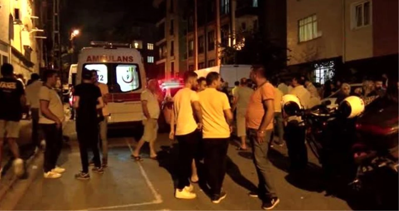 İstanbul\'da psikolojik sorunları olan adam, babasını, annesini ve kardeşini vurdu