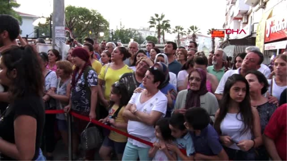 Menemen\'de "Sevgi Yolu" ve Uğur Mumcu heykeli açıldı