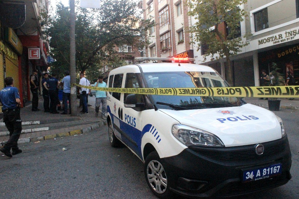 Tartıştığı temizlik işçilerine kurşun yağdırdı: 1\'i ağır 2 yaralı