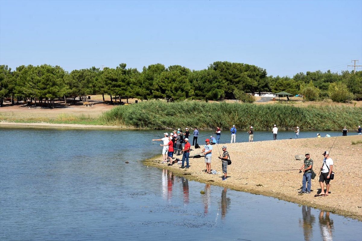Tekirdağ\'da balık tutma yarışması düzenlendi
