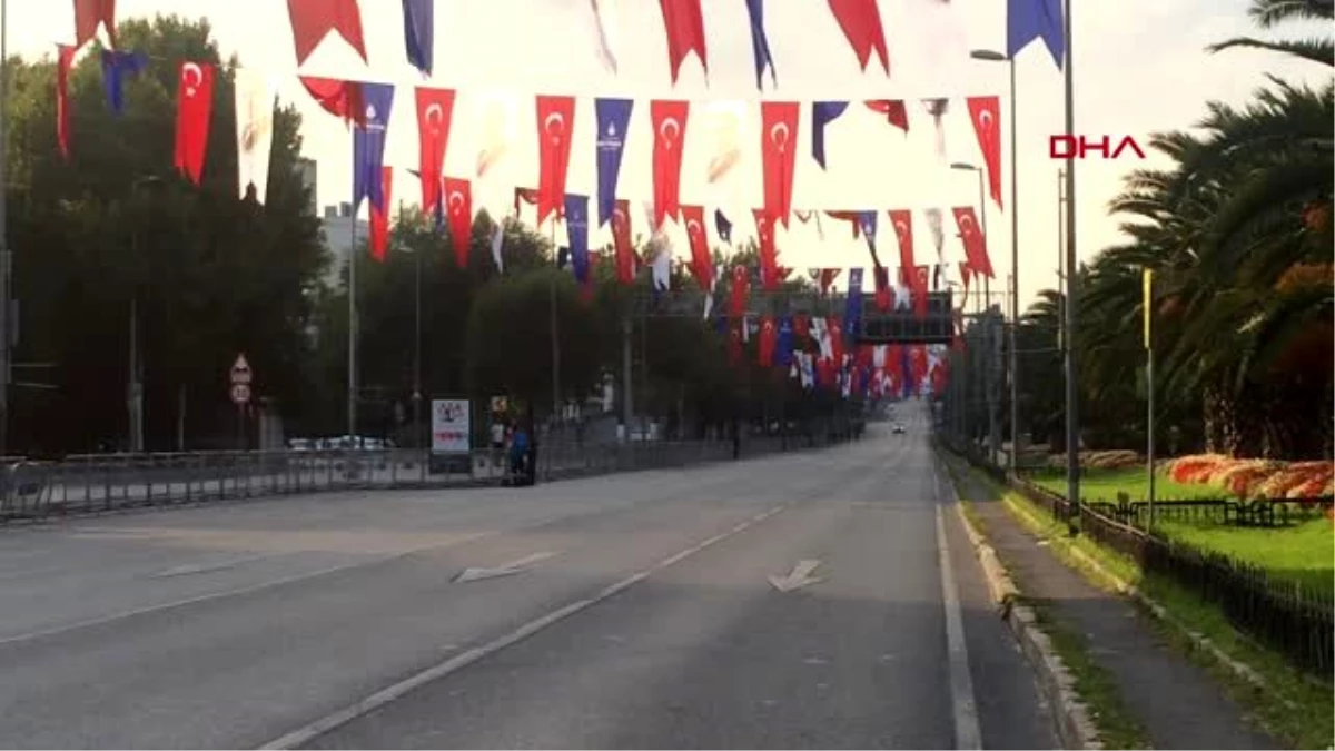 VATAN CADDESİ 30 AĞUSTOS ZAFER BAYRAMI PROVASI İÇİN ULAŞIMA KAPATILDI