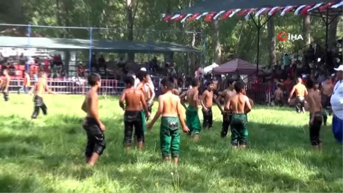 28. Geleneksel Yayla Seki Yağlı Güreşleri\'ni Ali Gürbüz kazandı