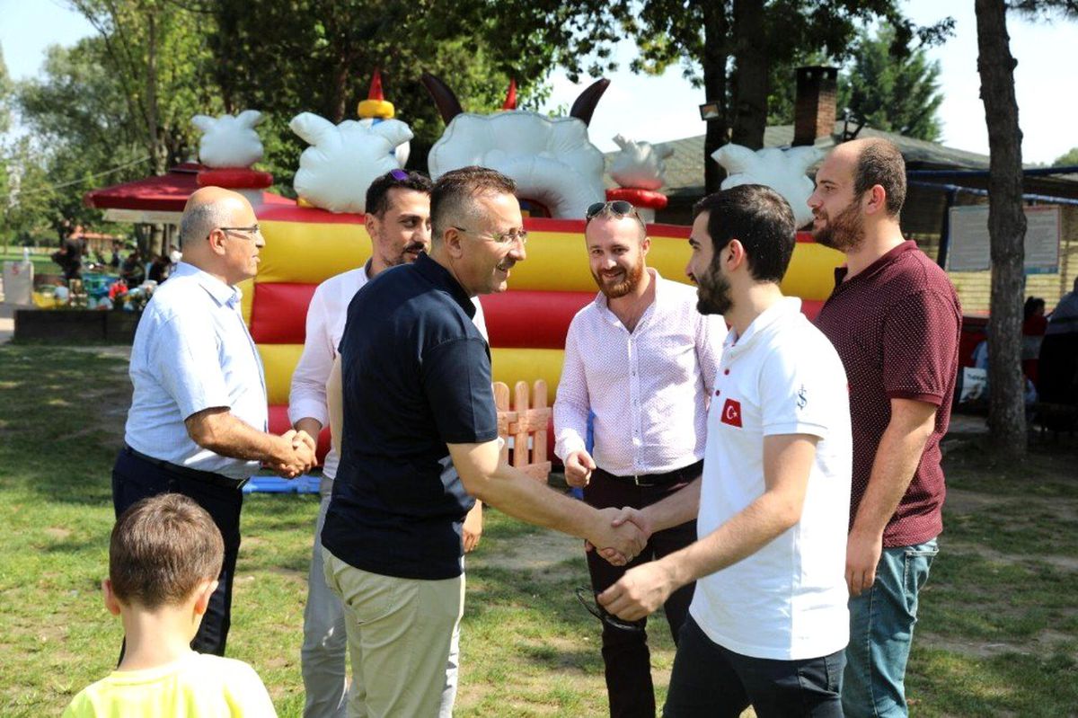 AK Gençliğin satranç etkinliğine yoğun ilgi