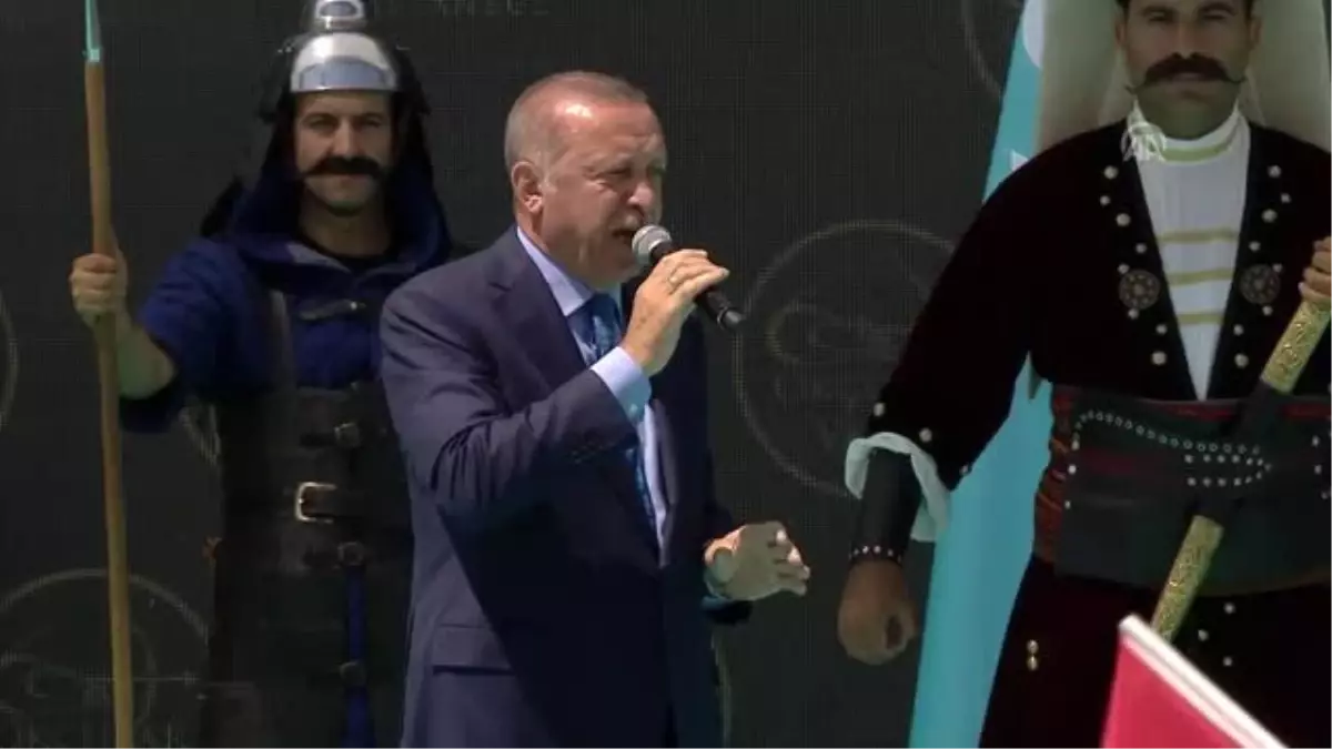 Cumhurbaşkanı Erdoğan: "Teröristleri inine kadar kovalamaya devam edeceğiz"