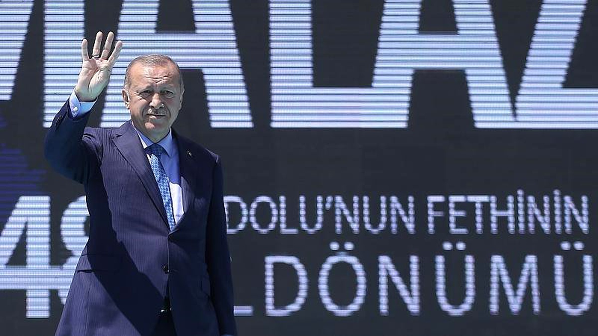Erdoğan: Kara birliklerimiz çok yakında Fırat\'ın doğusuna girecek