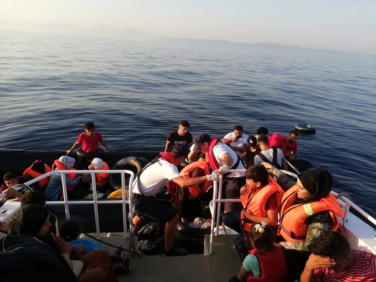 İzmir\'de 41 düzensiz göçmen yakalandı