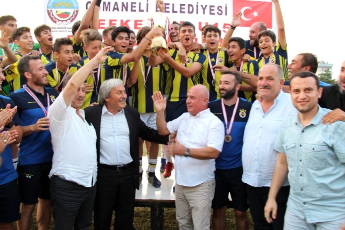 Lefke Cup U15 2019 Futbol Turnuvası\'nın şampiyonu Fenerbahçe oldu