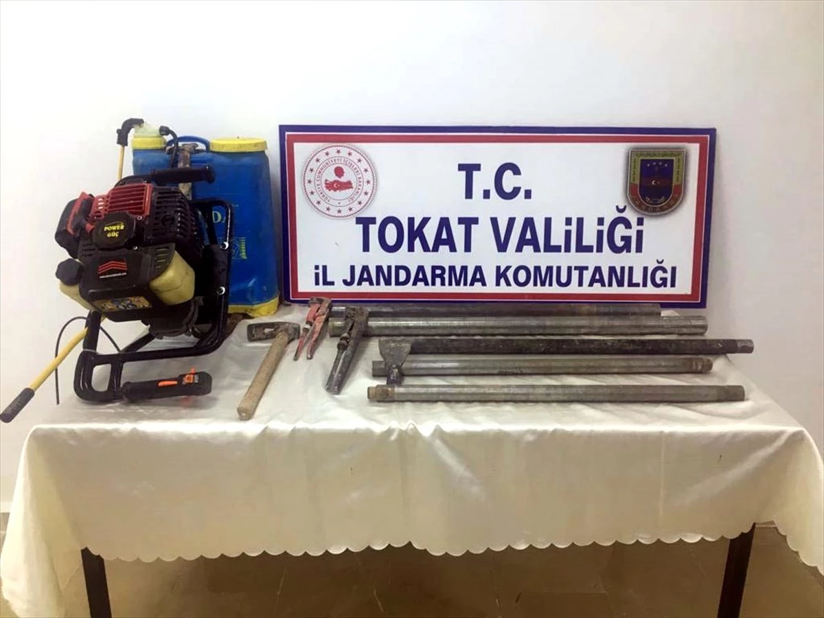 Tokat\'ta kaçak kazı yapan 3 kişi suçüstü yakalandı