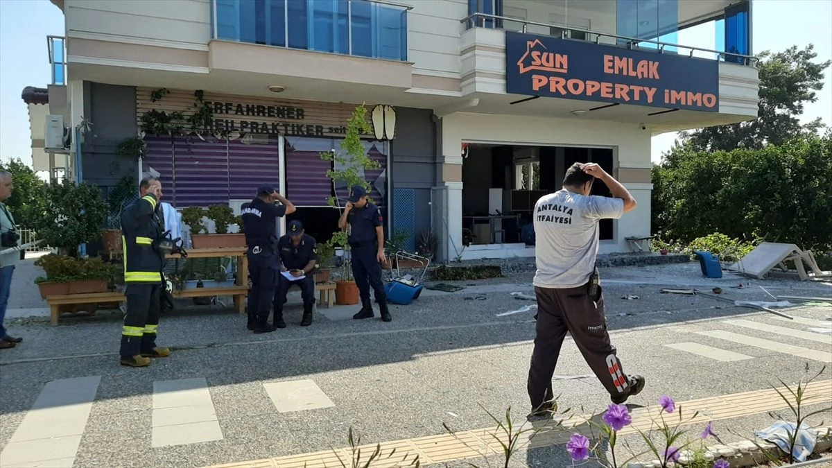 Antalya\'da iş yerinde tüp patlaması: 5 yaralı