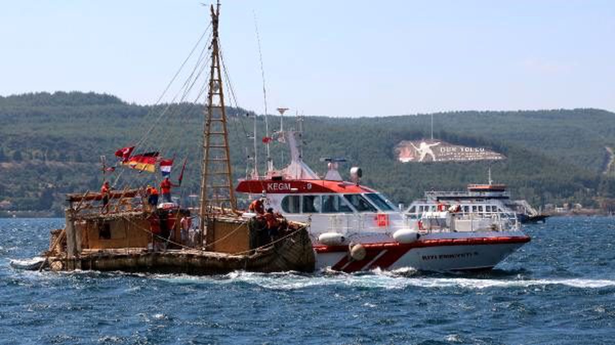 Antik dönemin izlerini taşıyan \'abora-ıv\' gemisi çanakkale\'ye geldi