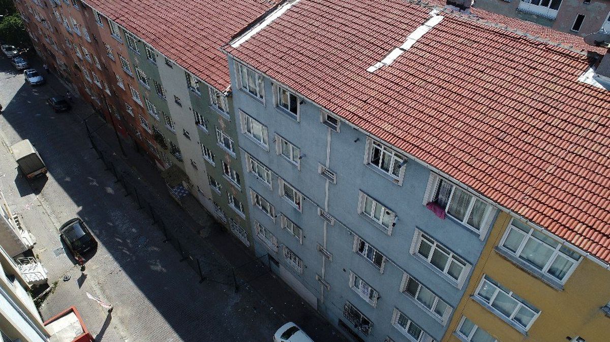 Bağcılar\'da yıkılma tehlikesi bulunan binanın akıbeti belli oldu