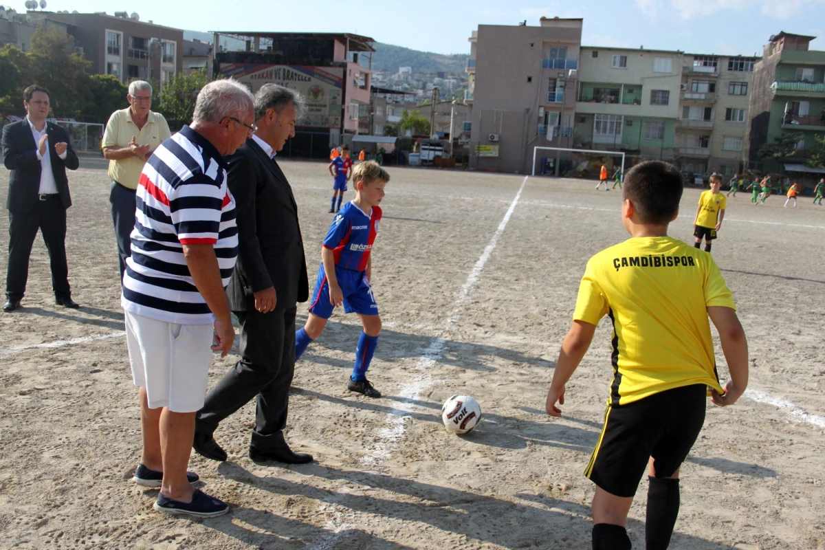 Çocuk Futbolu Festivali Çamdibi\'nde başladı