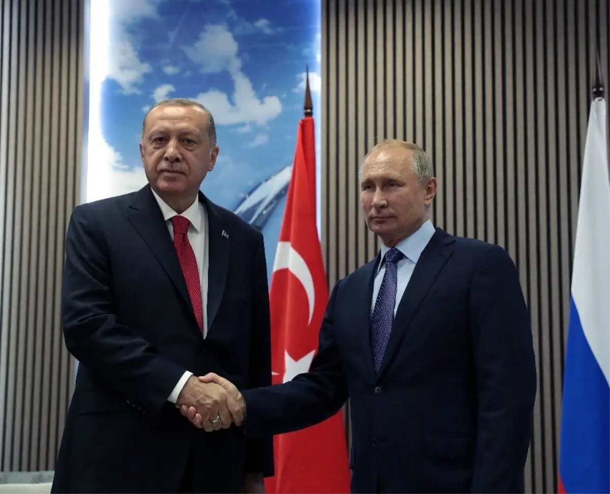 Cumhurbaşkanı Erdoğan, Putin\'le bir araya geldi