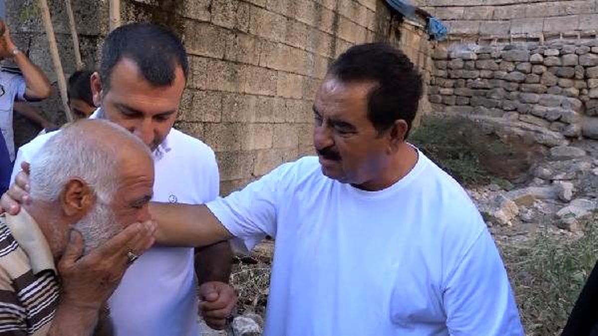 Doğduğu mağarayı ziyaret eden tatlıses gözyaşlarını tutamadı
