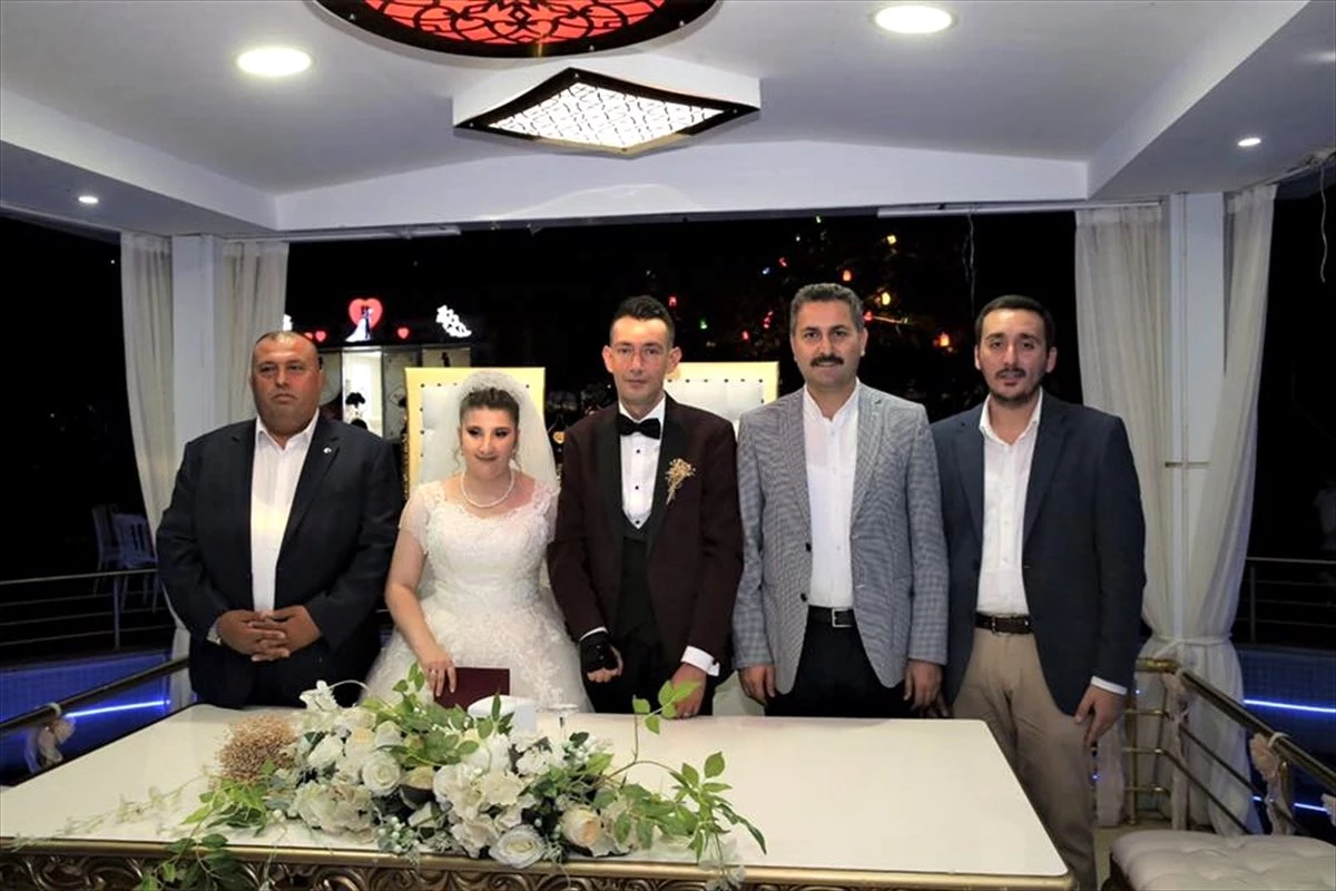 Engellilerin nikahını Belediye Başkanı Eroğlu kıydı