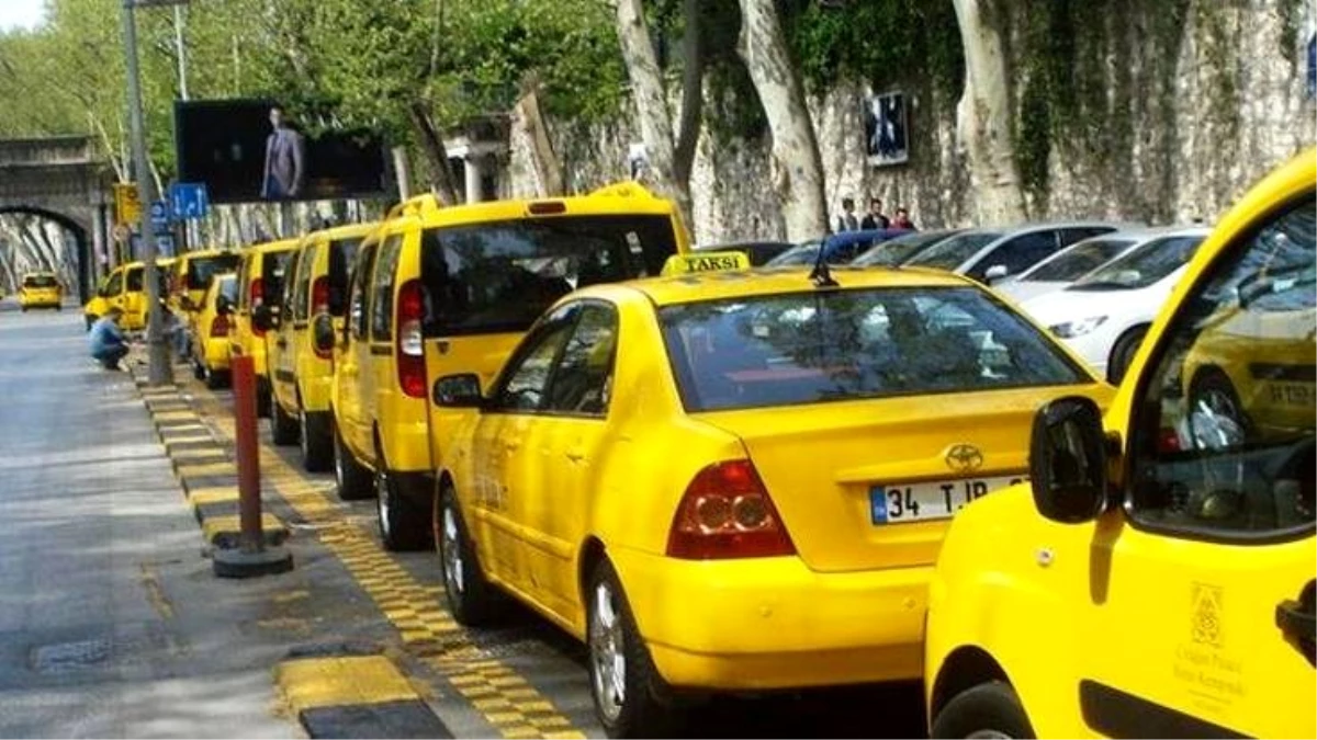 İstanbul Taksiciler Esnaf Odası, İstanbul\'da taksi ücretlerine yüzde 25 zam yapıldığını açıkladı
