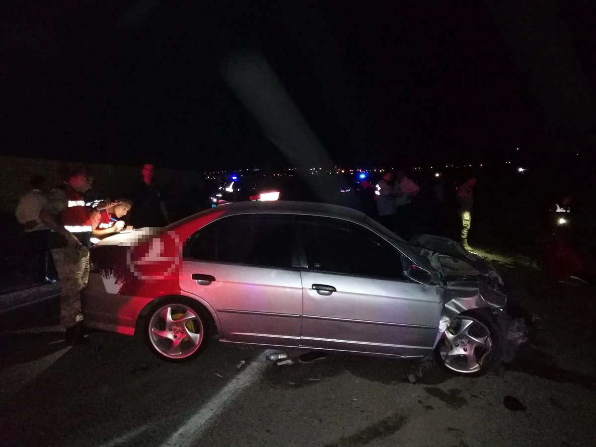 Kahramanmaraş\'ta zincirleme trafik kazası: 2 ölü, 4 yaralı