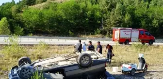 Kastamonu'da virajı alamayan otomobil takla attı: 2 yaralı